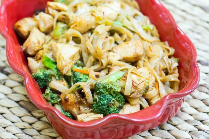 Honey Sriracha Chicken with Rice Noodles