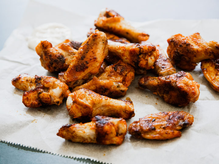 Crazy Cajun Chicken Wings on the Blackstone Griddle (Recipe!) – Grizzly BBQ