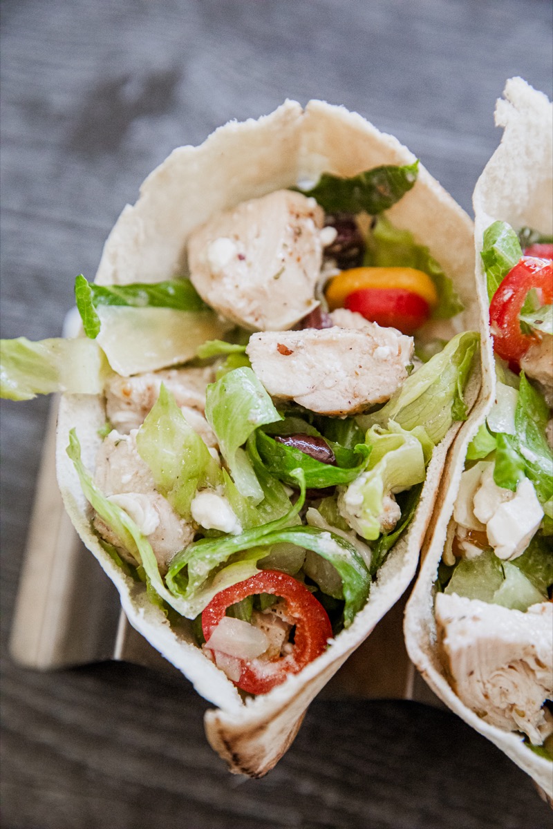 Greek Chicken Pita Pockets